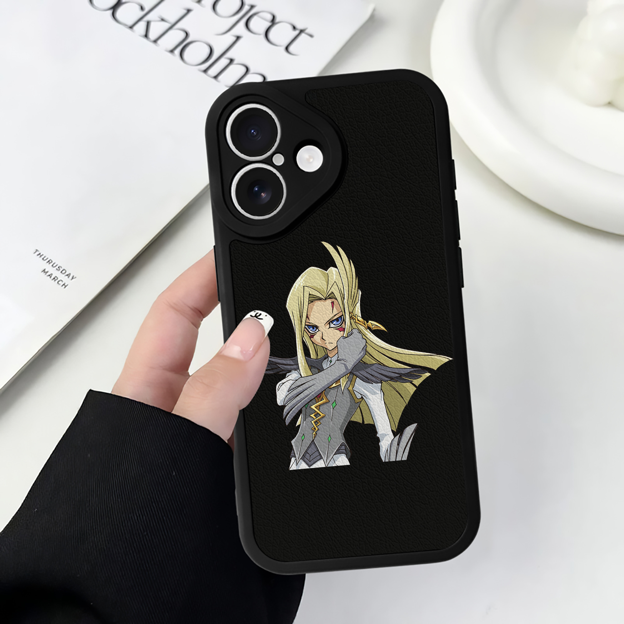 遊☆戯☆王 Yu-Gi-Oh! 【iPhone 16シリーズ対応】シリコンスマホケース（レザー調） 材質：シリコン